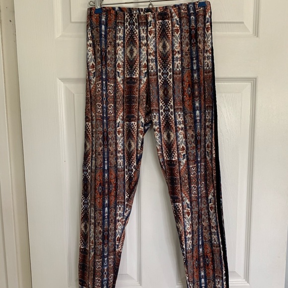 Leggings - Picture 1 of 3